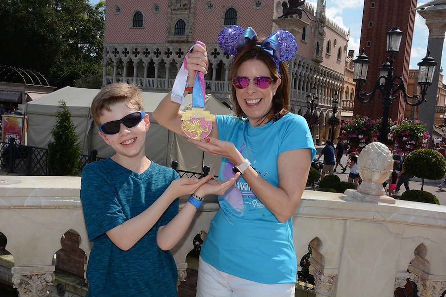 Moms Panelists Eean at Disney's Hollywood Studios