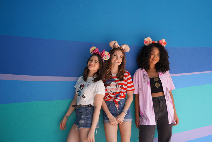 Katie, Aisha, and Meghann at the Toothpaste and Bubblegum wall
