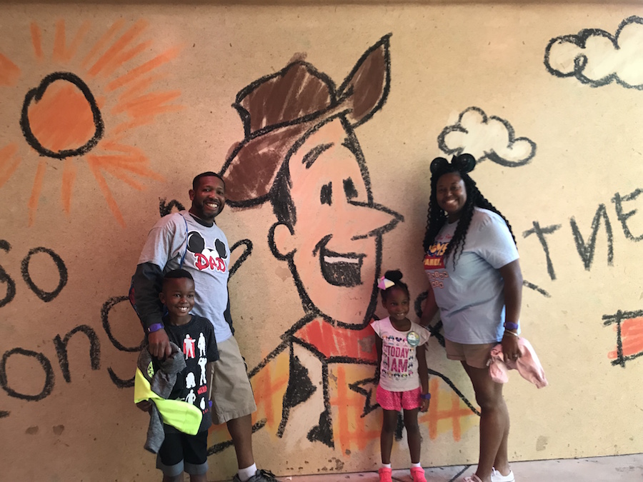 Moms Panelists Korliss at Disney's Hollywood Studios
