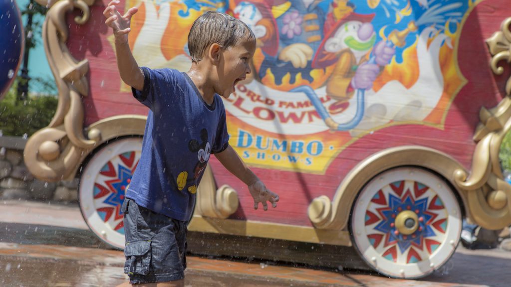 Child playing in Casey Jr. Splash ‘N’ Soak Station