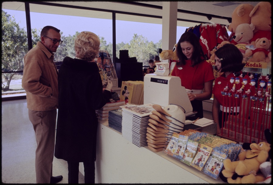 Preview Center: Walt Disney World preview exhibits; open from January 10, 1970, until September 30, 1971.