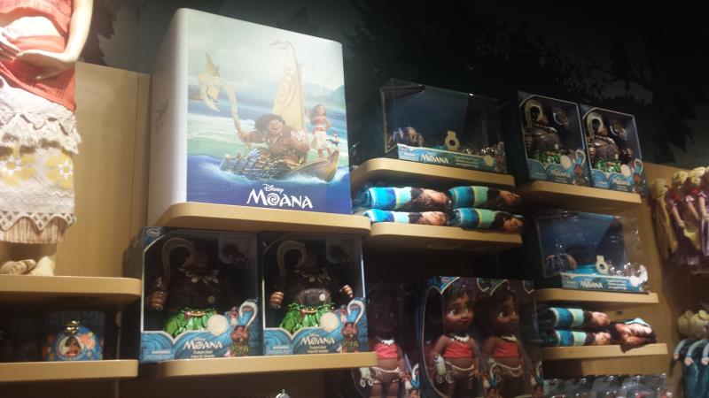 moana gifts and collectibles