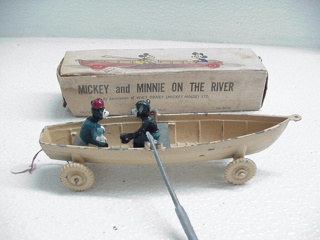 Salco Series Mickey and Minnie on the River