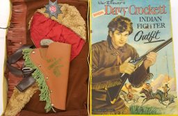 Walt Disney Davy Crockett Indian Fighter Outfit